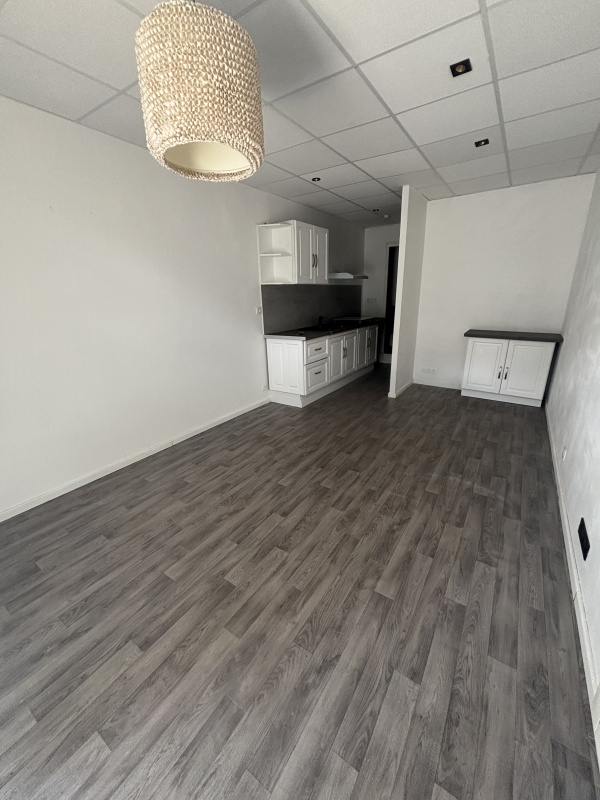 Location Immobilier Professionnel Local commercial Castelnaudary 11400