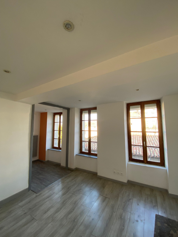 Offres de location Appartement Castelnaudary 11400
